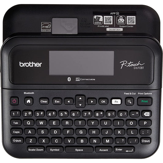 ROTULADOR BROTHER P-TOUCH PTD610BT, TRANSFERENCIA TÉRMICA, BLUETOOTH, TECLADO QWERTY, ADAPTADOR AC, IMPRIME ETIQUETAS LAMINADAS DE HASTA 24 MM DE ANCHO