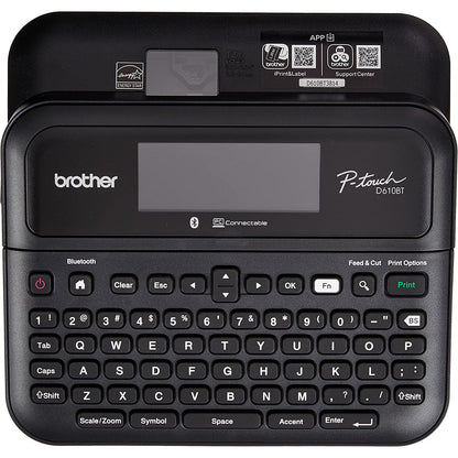 ROTULADOR BROTHER P-TOUCH PTD610BT, TRANSFERENCIA TÉRMICA, BLUETOOTH, TECLADO QWERTY, ADAPTADOR AC, IMPRIME ETIQUETAS LAMINADAS DE HASTA 24 MM DE ANCHO